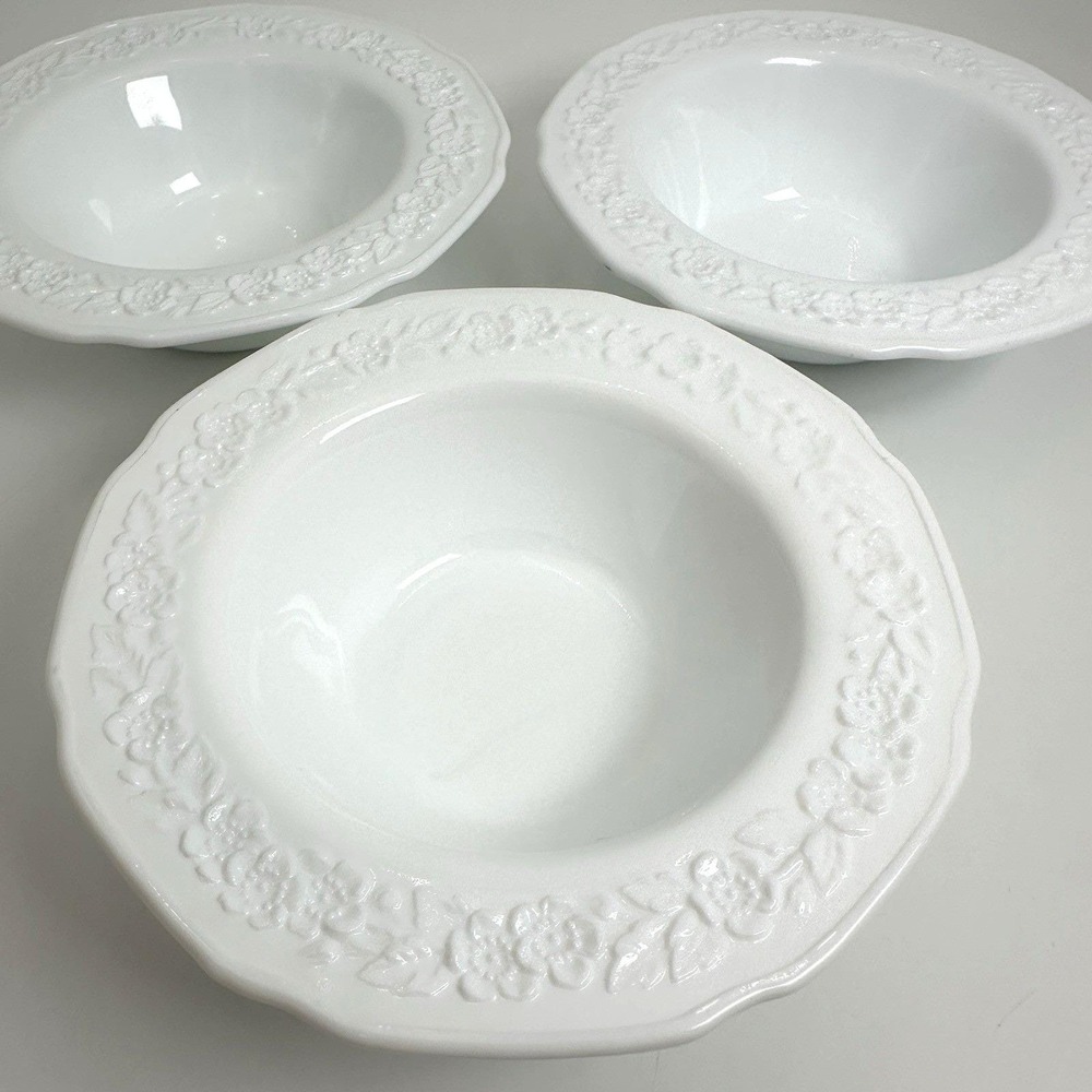 White Milk Glass 5½" Dessert Berry Bowl Orange Blossom Floral Farmhouse Set of 3